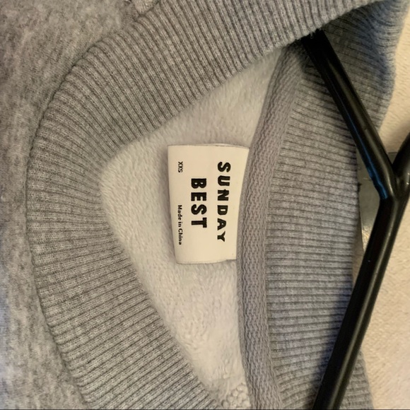Aritzia Sunday best Crewneck sweater grey - Picture 8 of 16